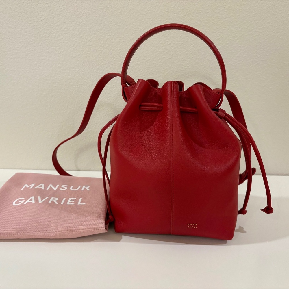 Authentic Manure Gavriel Dea Bucket Bag